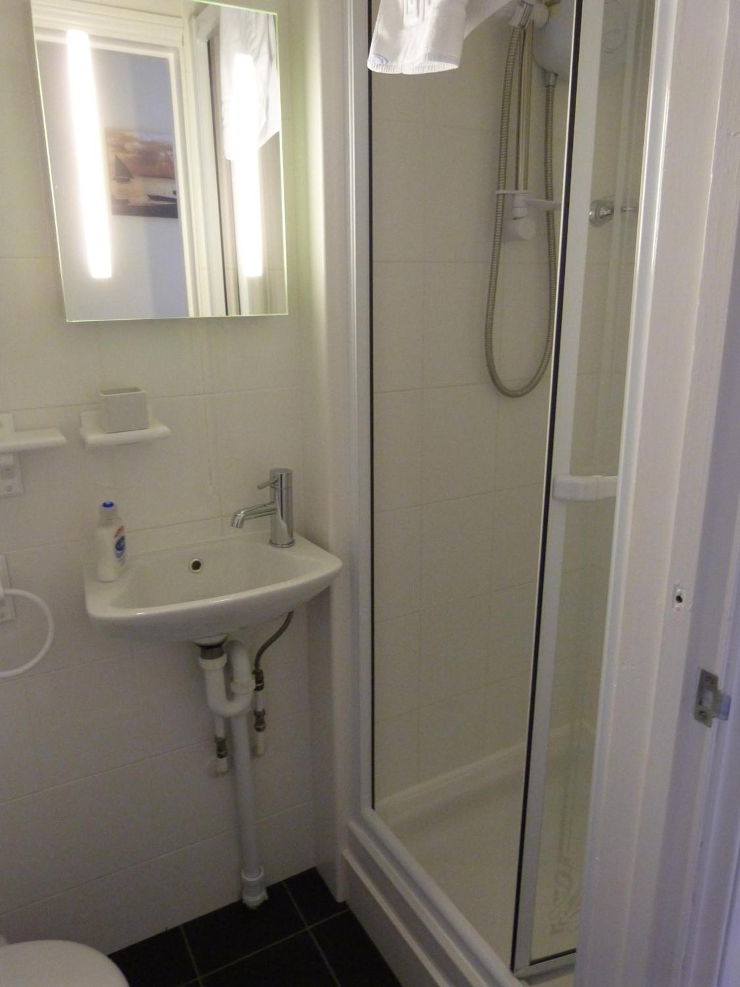 The Cherry Tree Guest House Істборн Номер фото