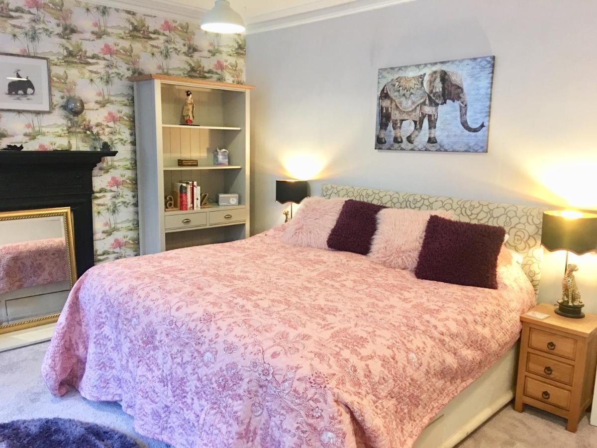 The Cherry Tree Guest House Істборн Екстер'єр фото